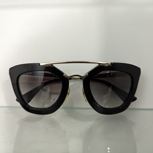 Prada rare womens sunglasses SPR09Q